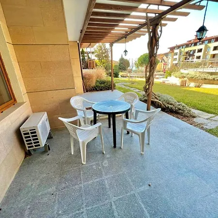 Eden Of Garden, Vlas Sveti Vlas